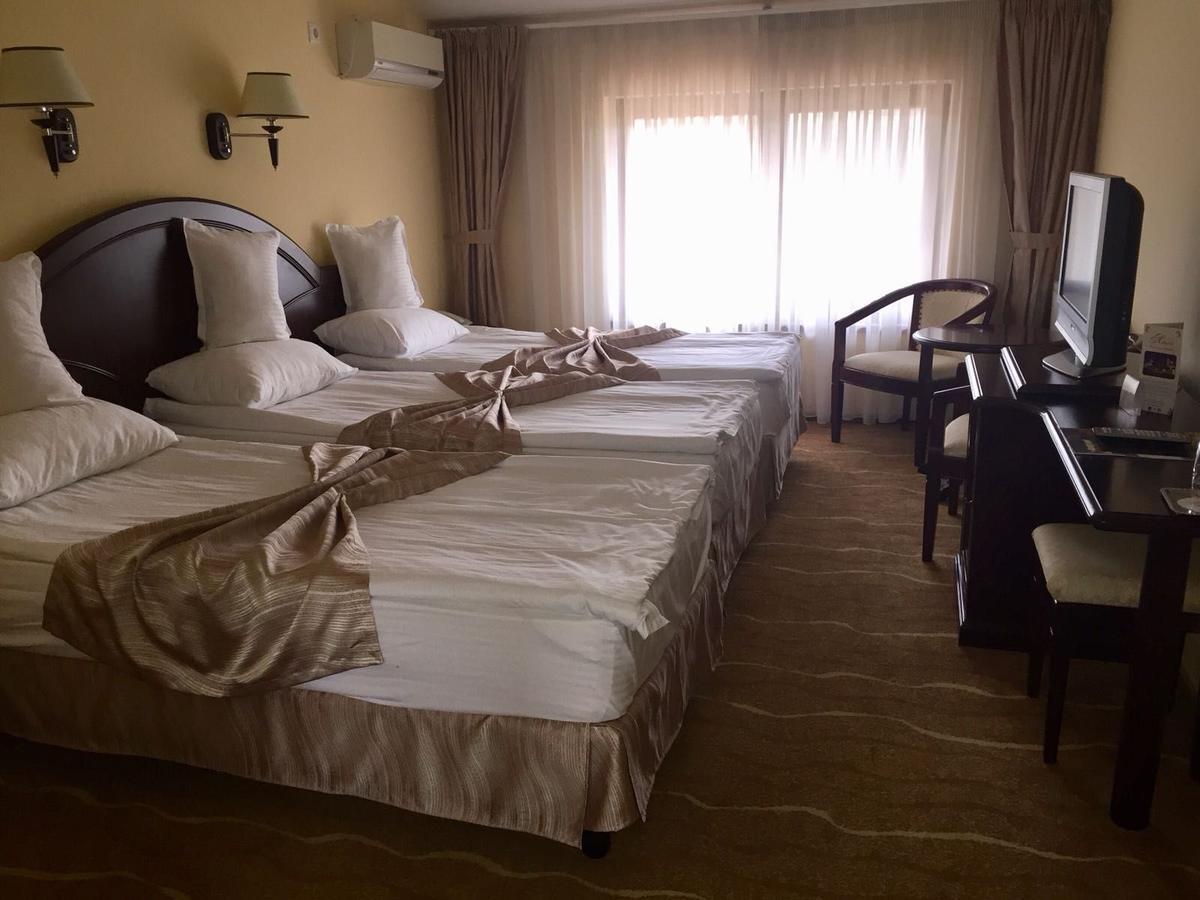 Hotel Astoria ألبا يوليا المظهر الخارجي الصورة