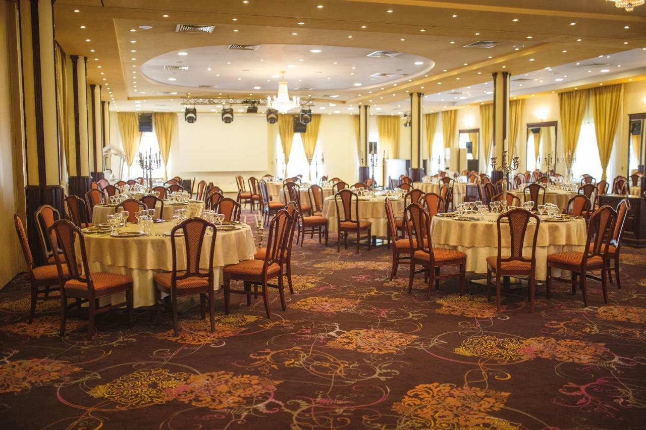 Hotel Astoria ألبا يوليا المظهر الخارجي الصورة
